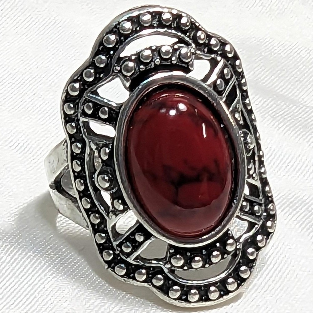 New Statement Ring Size 10‎ Silver Tone Red Black Cabochon Stone Chunky Ornate
